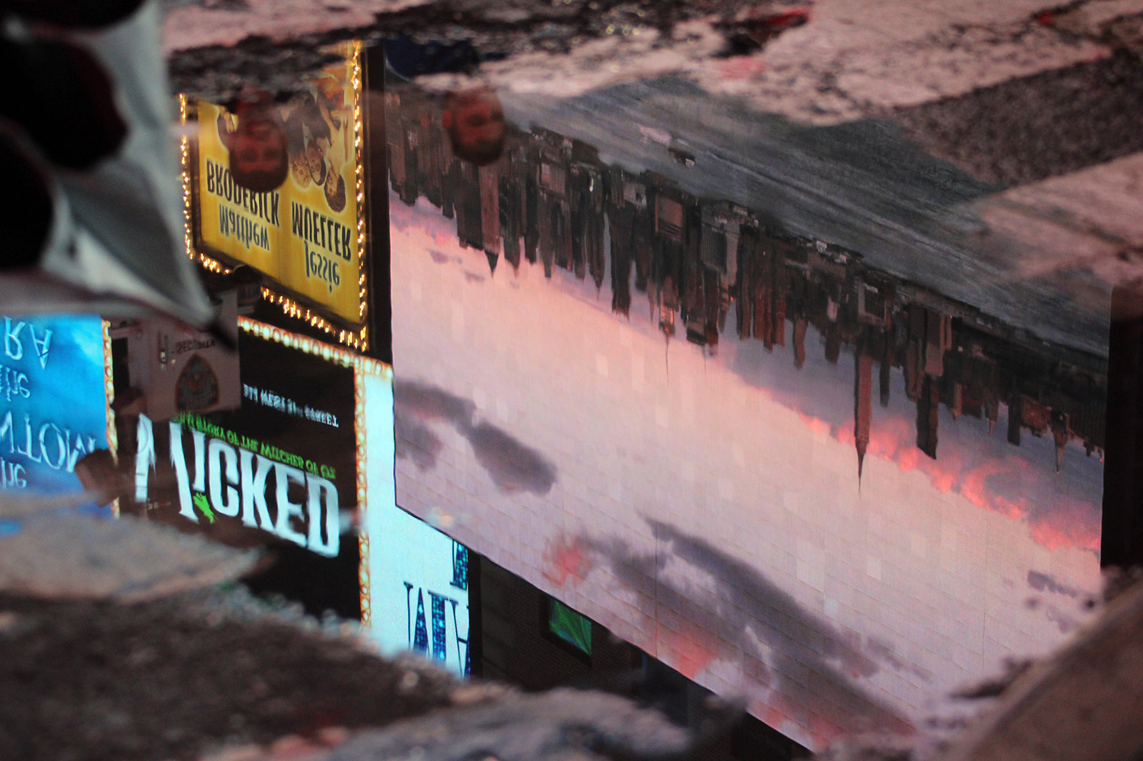 63 Times Square 03 G